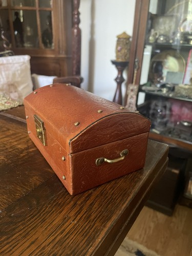 Vintage jewellery wood - jewellery,