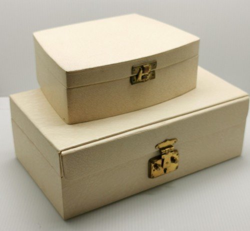 Vintage 1960s pair cream - pair,