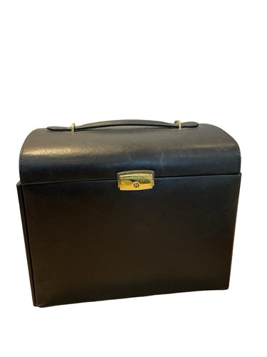 Vintage black vanity jewellery - vintage,