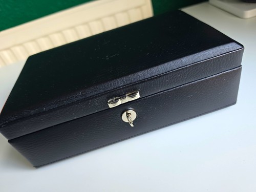 Pandora lockable jewellery box - lockable,