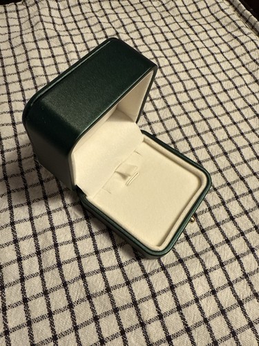 Green faux leather ring - faux,