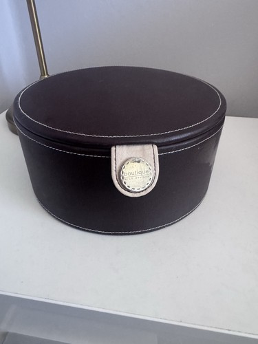 Vintage jewellery box brown - vintage,