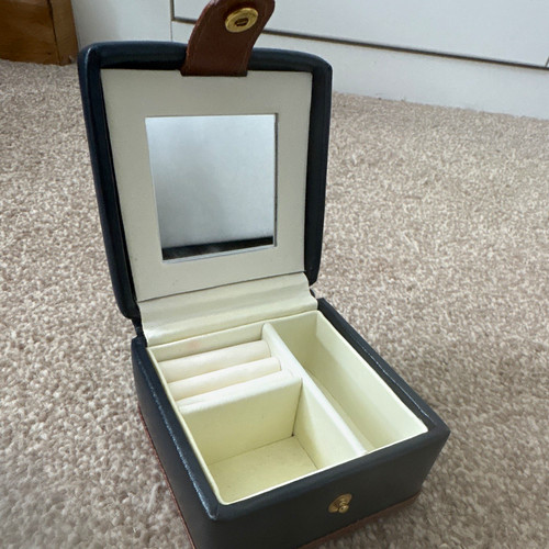 Dulwich designs leather - dulwich,