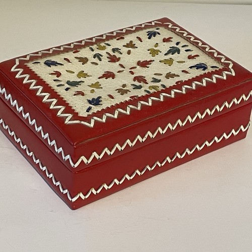 Red leather jewellery - red, box