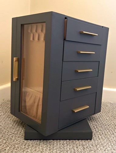 Only opened box black - only, box-